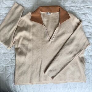 Women's Vestique Cream and Tan Sweater